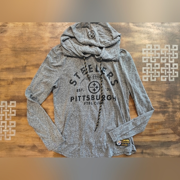 🤍NFL Pittsburgh Steelers Lightweight Graphic Hoodie Size Small - Picture 1 of 3
